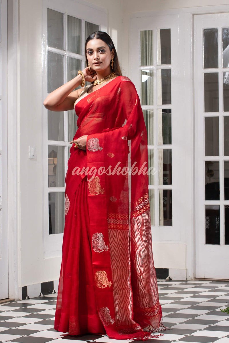 Red Pure Muslin Silk Handwoven Saree