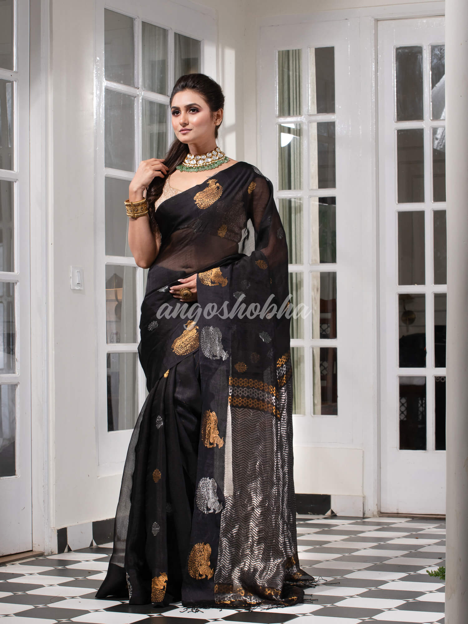 Black Pure Muslin Silk Handwoven Saree