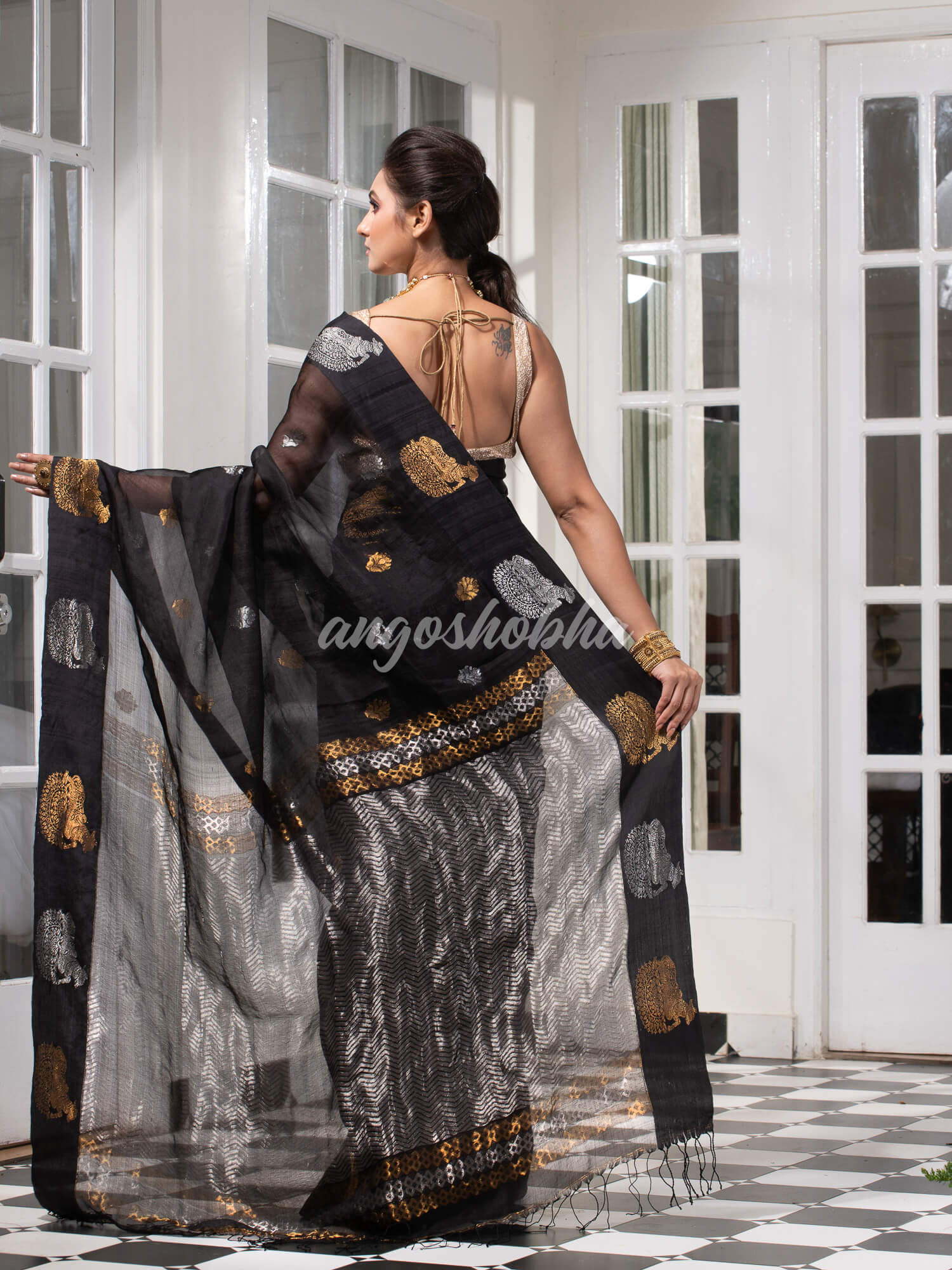 Black Pure Muslin Silk Handwoven Saree