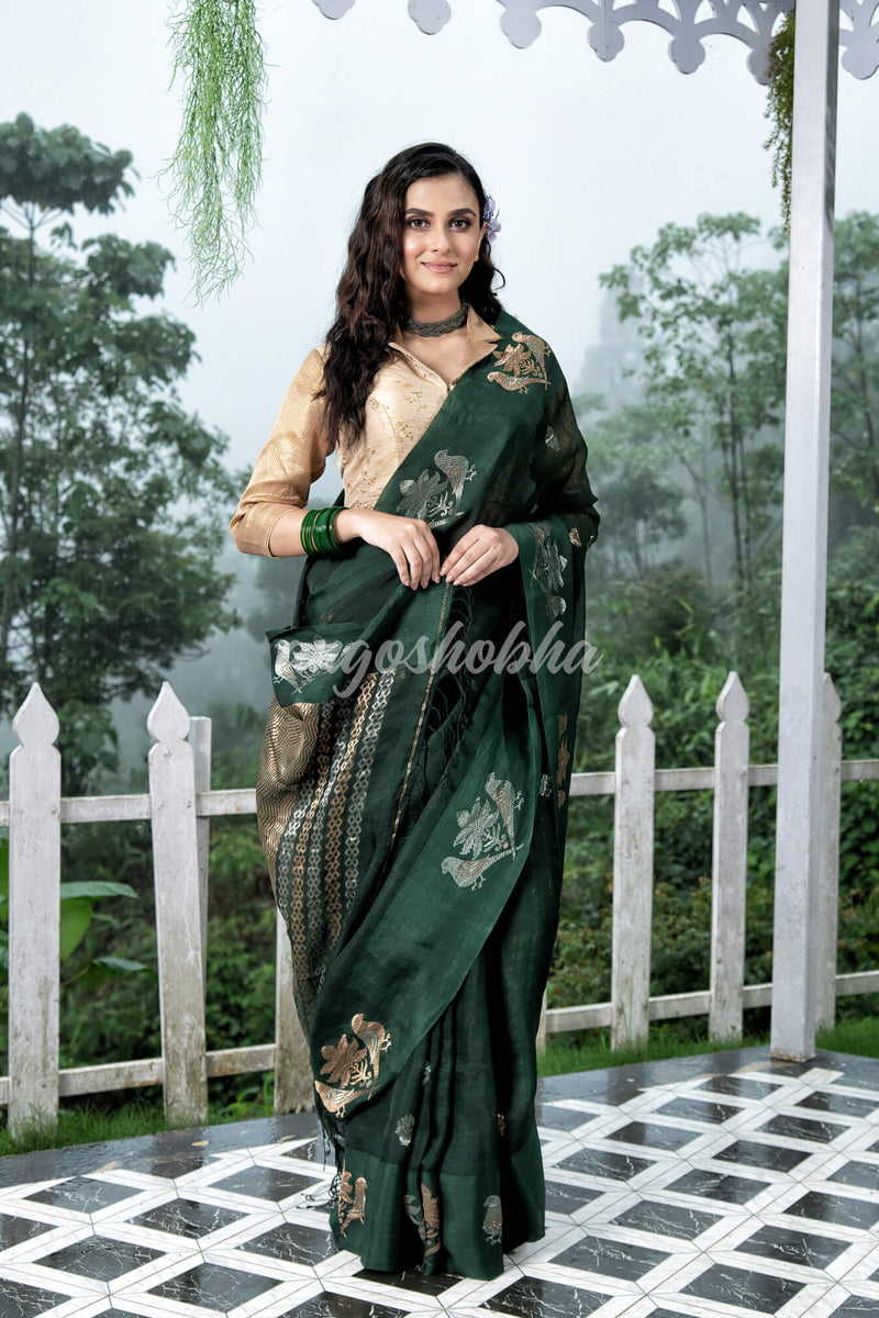 Moss Green Pure Muslin Intricate Bird Design Border Handwoven Saree