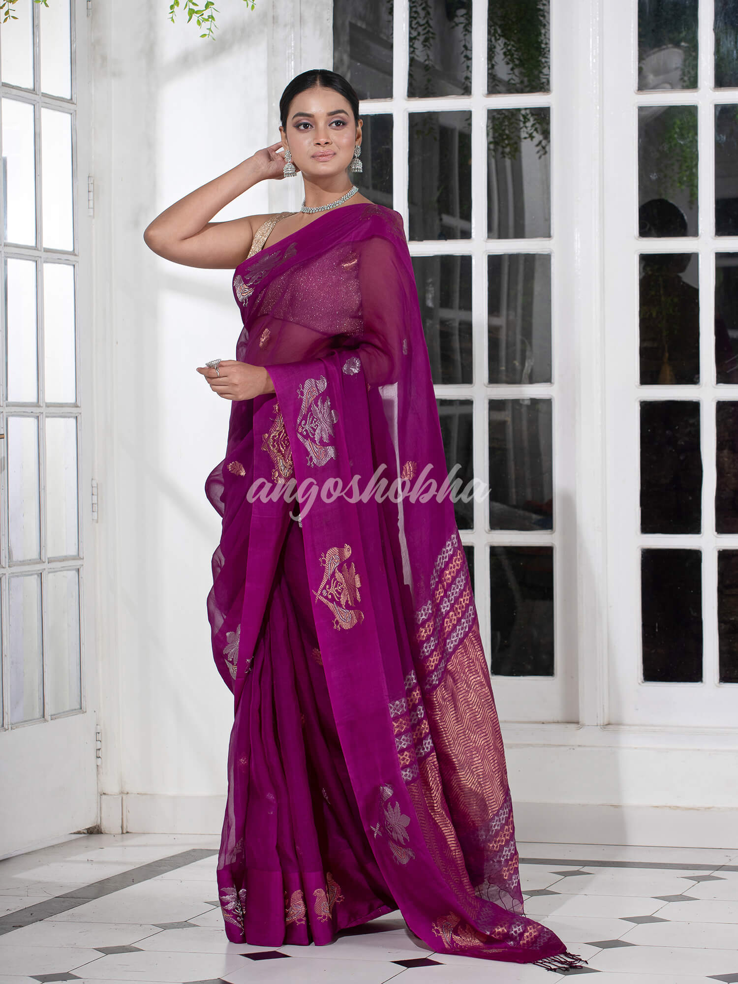 Mulberry Pure Muslin Intricate Bird Design Border Handwoven Saree