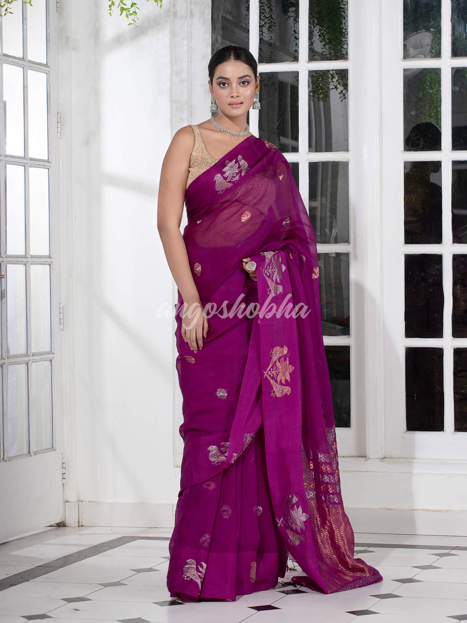 Mulberry Pure Muslin Intricate Bird Design Border Handwoven Saree