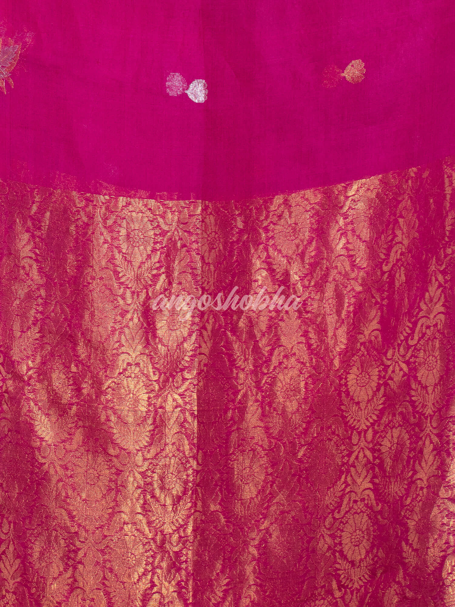 Magenta Pure Muslin Silk Leaf Motifs Textured Handwoven Saree