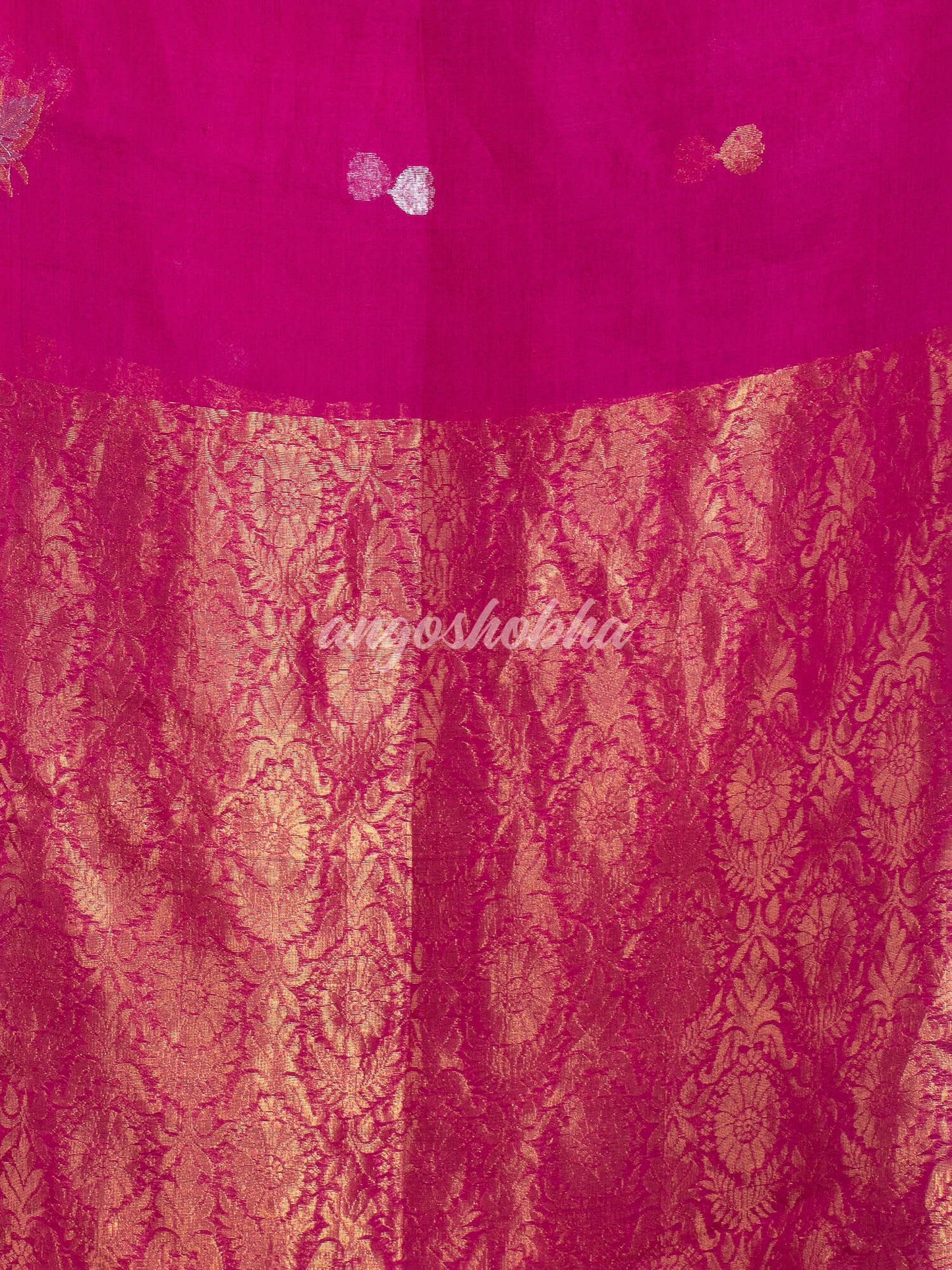 Magenta Pure Muslin Silk Leaf Motifs Textured Handwoven Saree