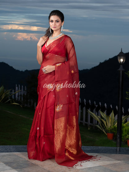 Cardinal Pure Muslin Silk Leaf Motifs Textured Handwoven Saree
