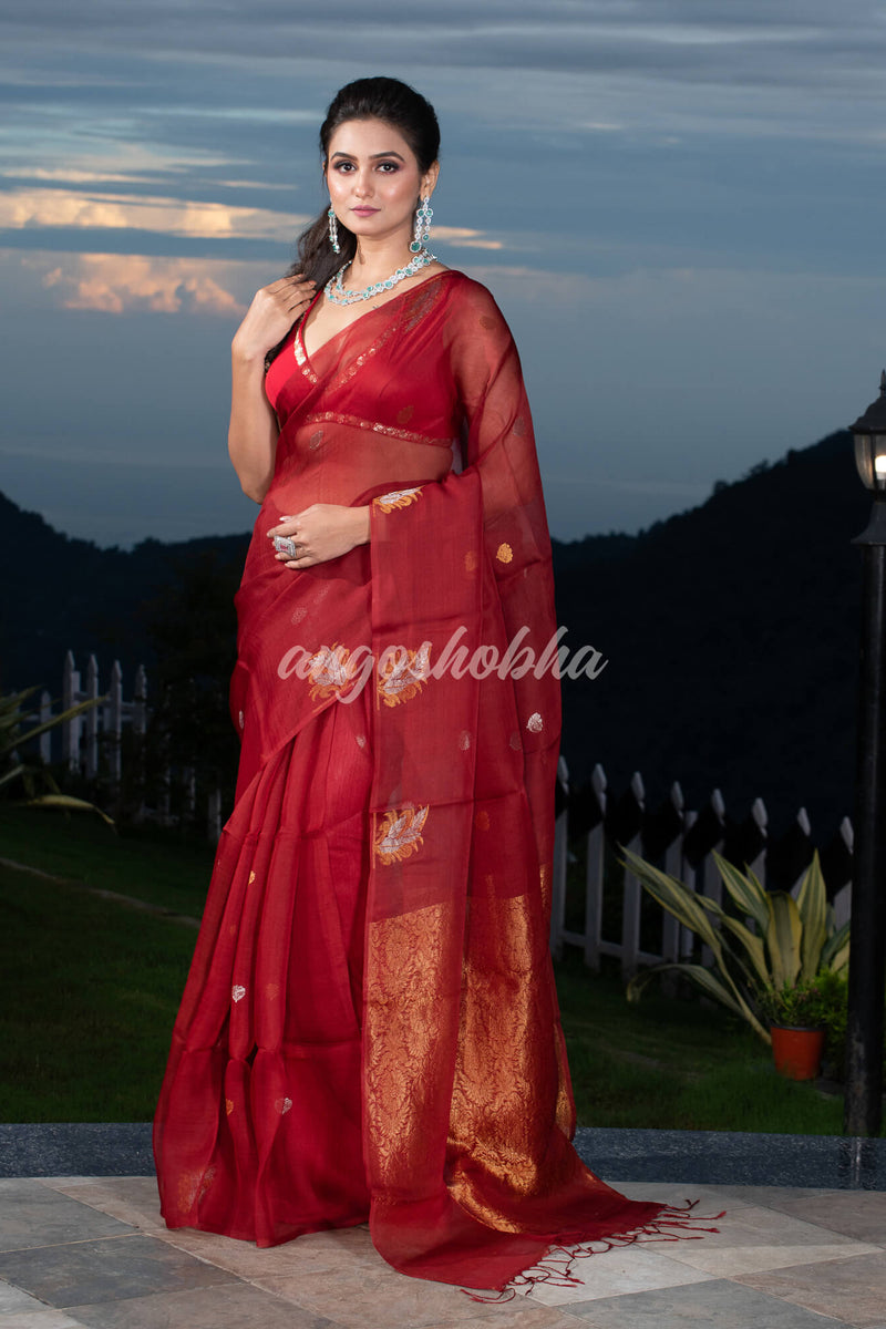 Cardinal Pure Muslin Silk Leaf Motifs Textured Handwoven Saree