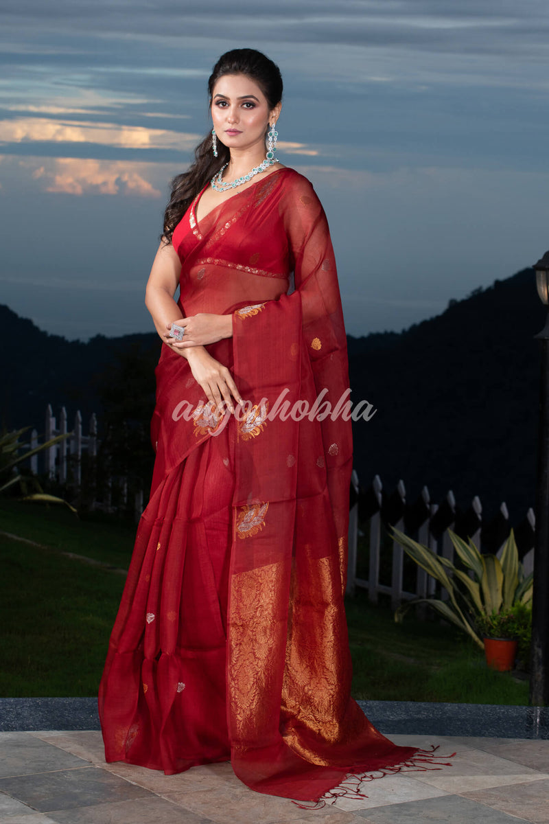 Cardinal Pure Muslin Silk Leaf Motifs Textured Handwoven Saree