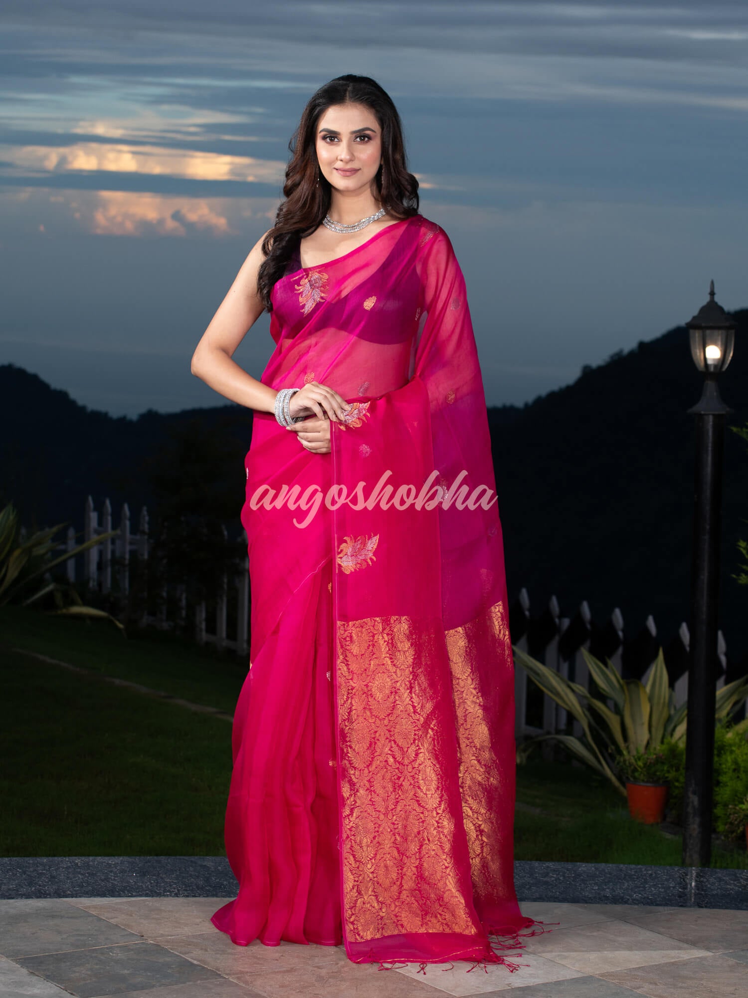 Fuscia Pink Pure Muslin Silk Leaf Motifs Textured Handwoven Saree
