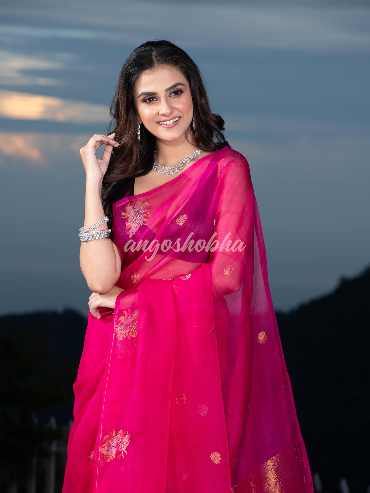 Fuscia Pink Pure Muslin Silk Leaf Motifs Textured Handwoven Saree