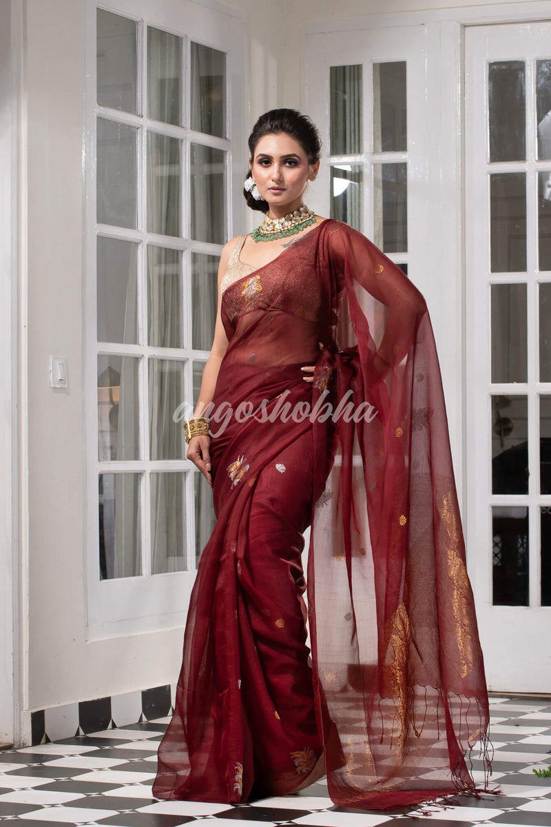 Burgundy Pure Muslin Silk Leaf Motifs Textured Handwoven Saree
