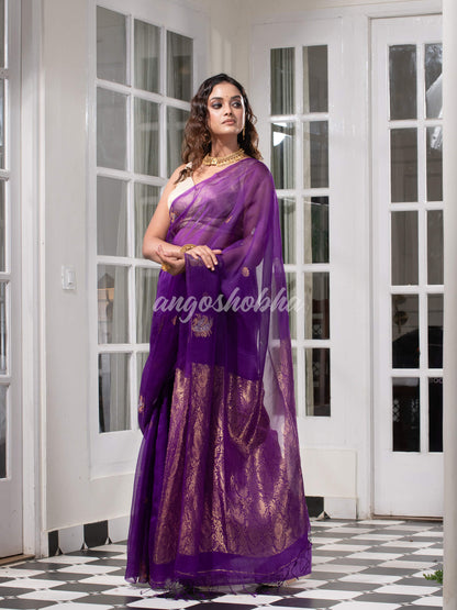 Violet Pure Muslin Silk Leaf Motifs Textured Handwoven Saree