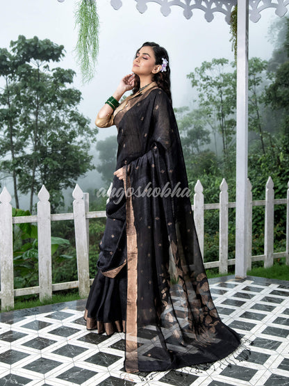 Black Matka Silk Light Golden Border Handwoven Saree