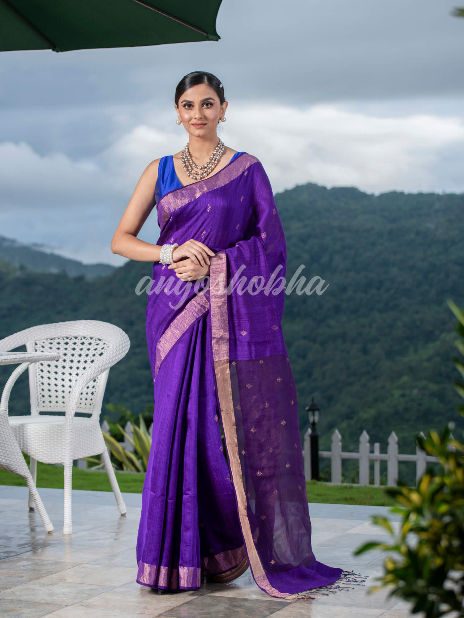 Purple Matka Silk Light Golden Border Handwoven Saree