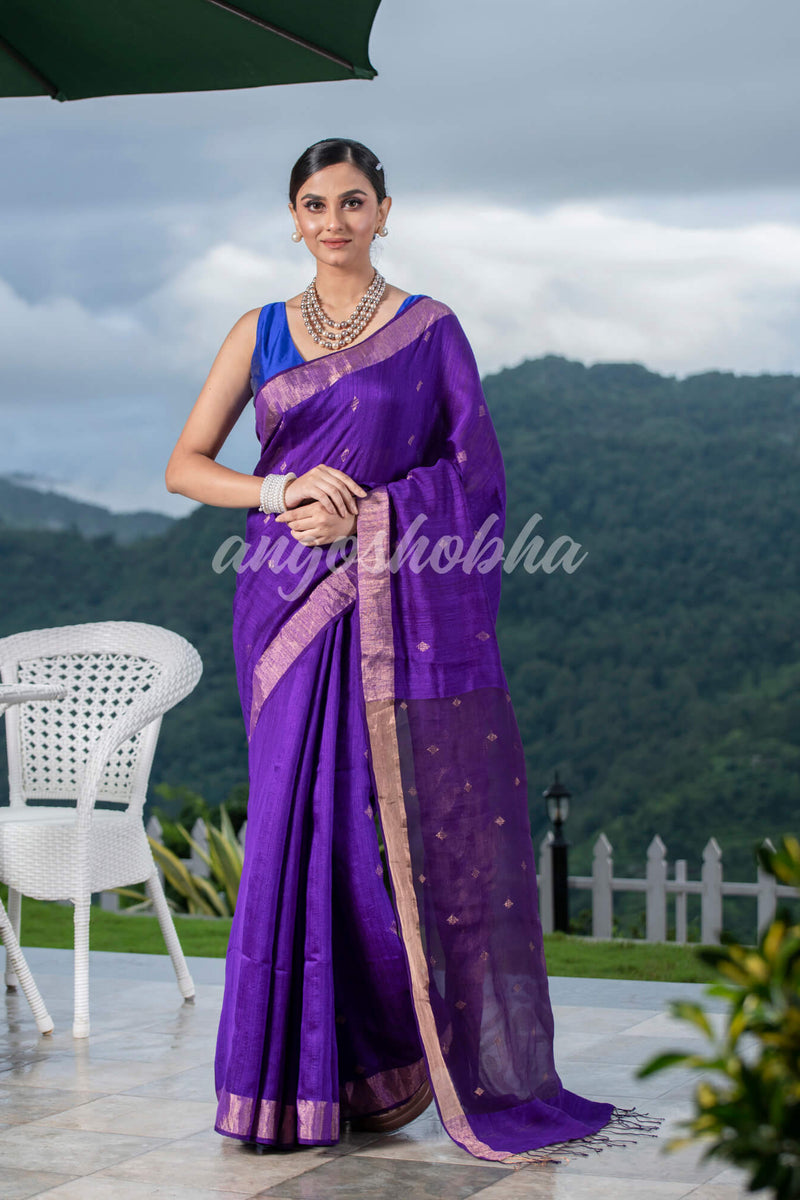 Purple Matka Silk Light Golden Border Handwoven Saree