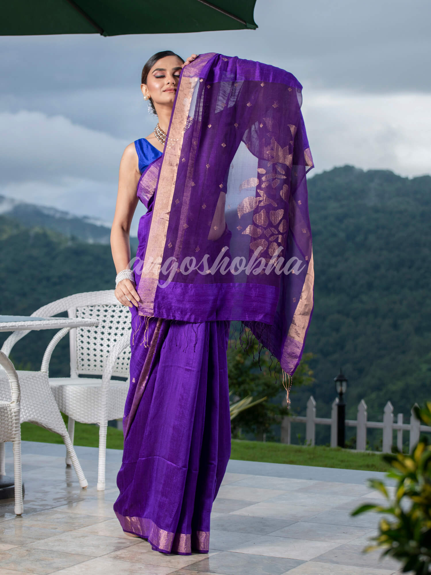 Purple Matka Silk Light Golden Border Handwoven Saree