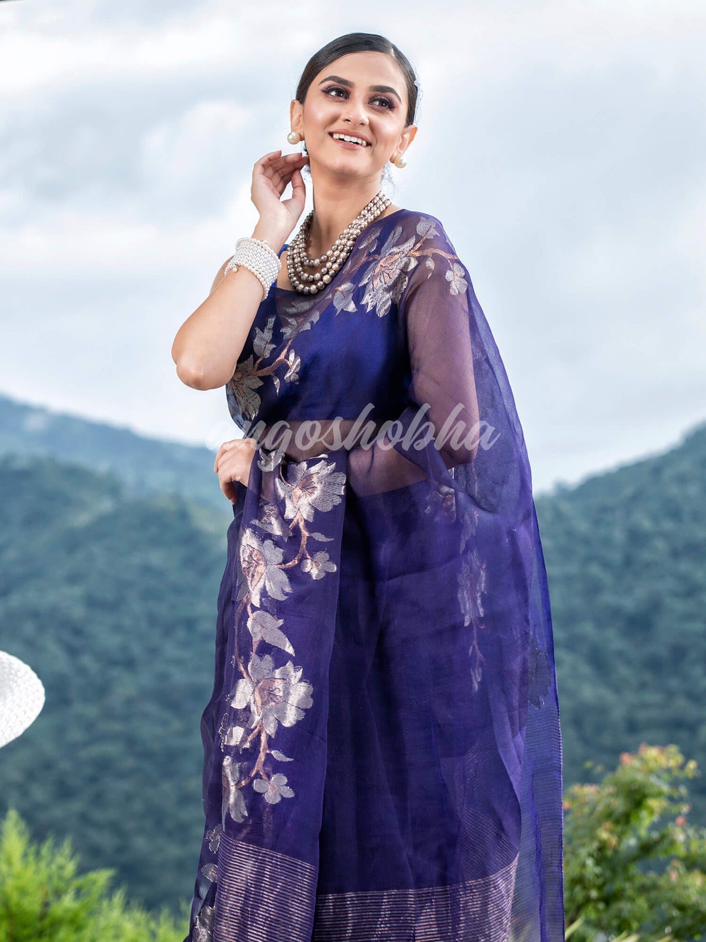 Navy Blue  Silk White Flowers Motive Handwoven Muslin Saree