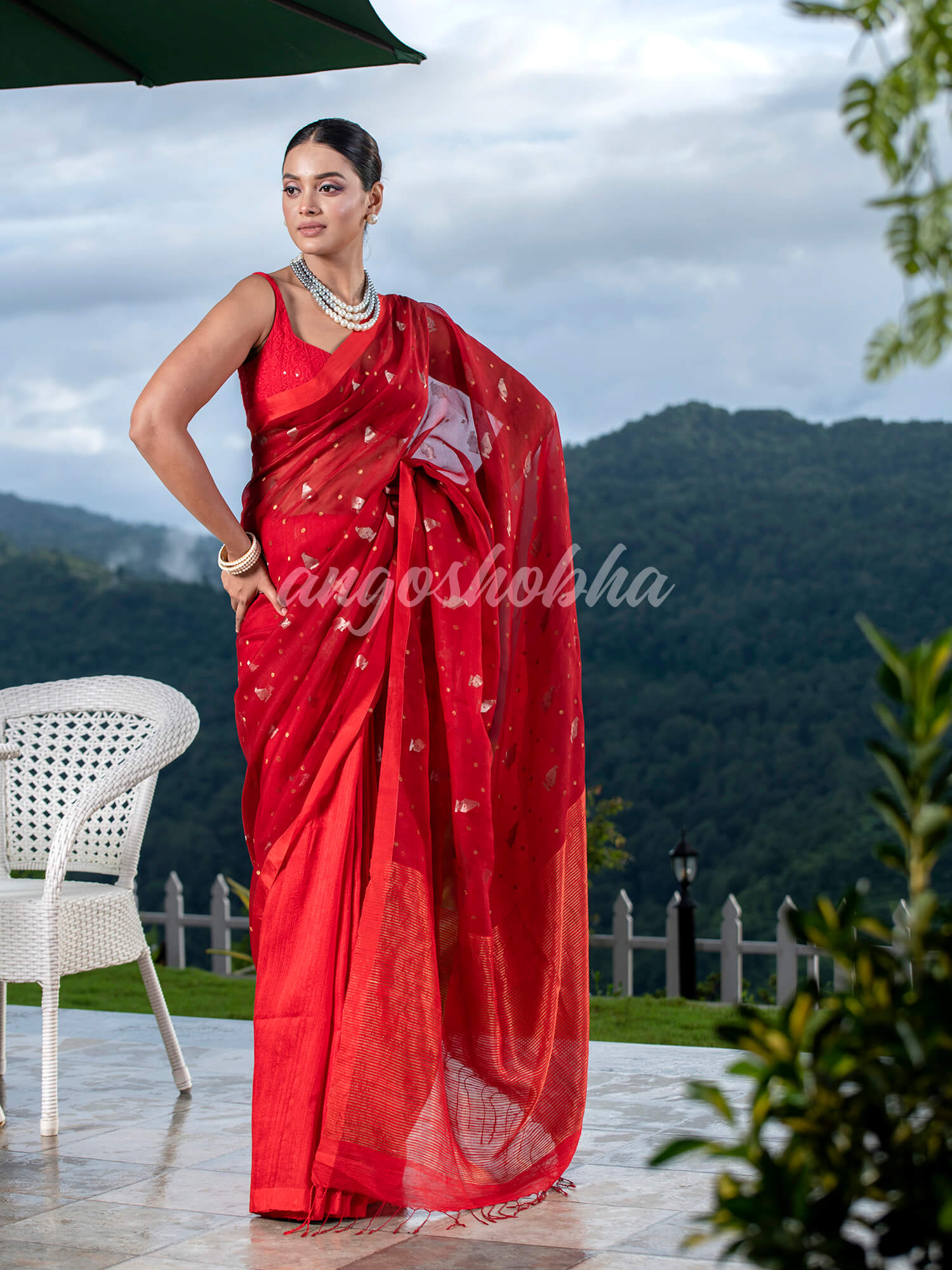 Red Half Half Matka Silk Handwoven Saree
