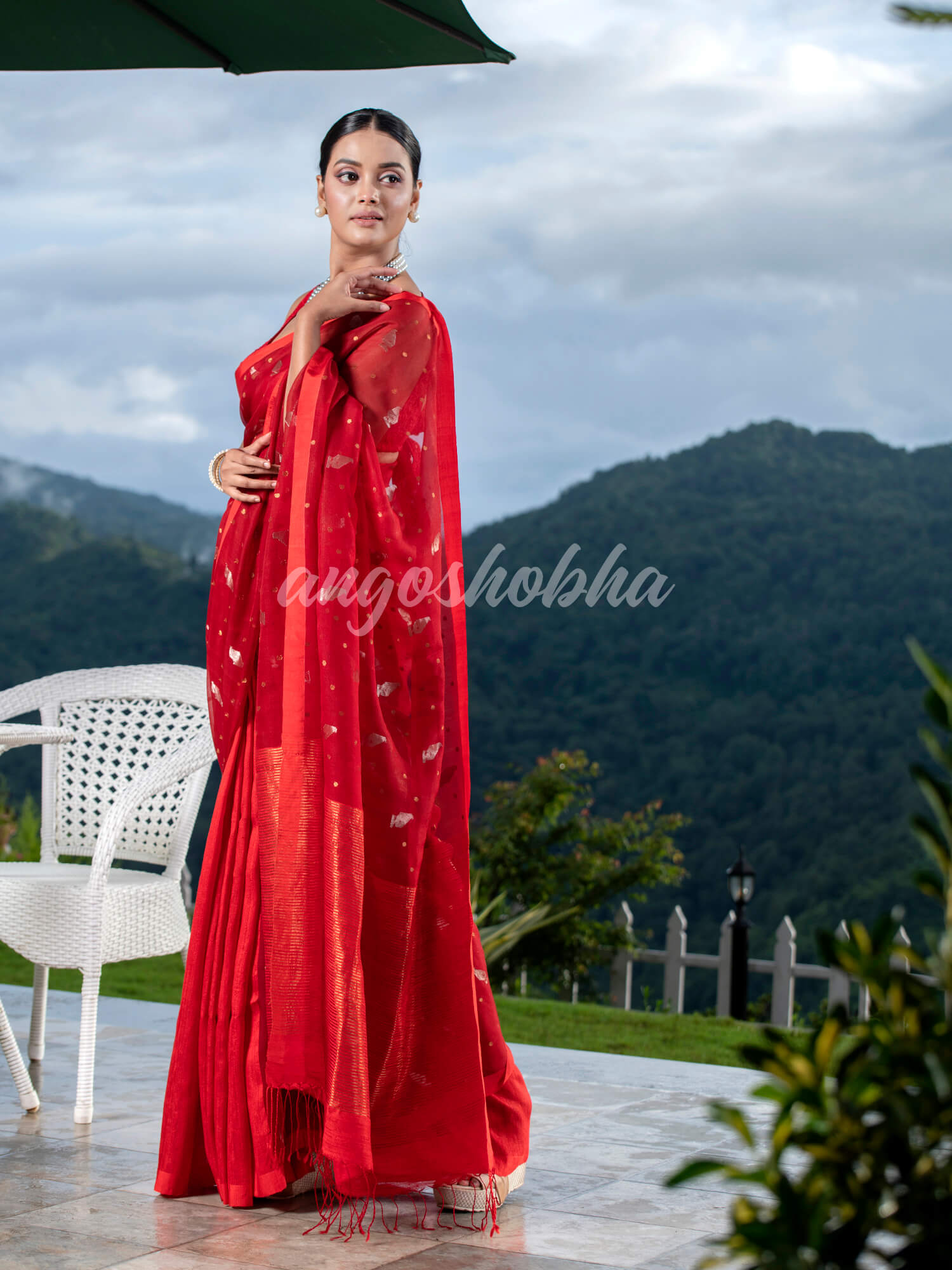 Red Half Half Matka Silk Handwoven Saree