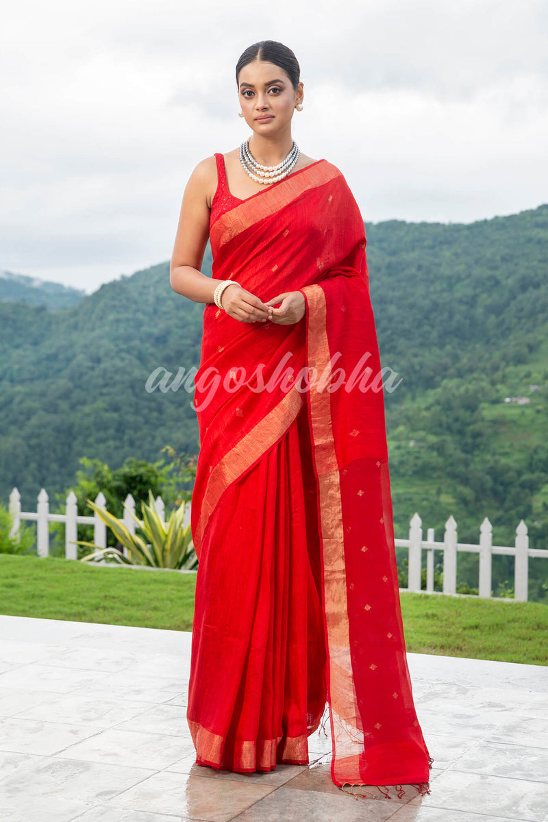 Red Matka Silk Light Golden Border Handwoven Saree