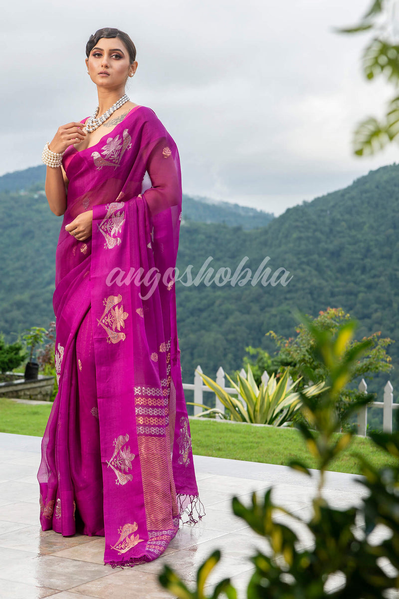 Magenta Pure Muslin Intricate Bird Design Border Handwoven Saree