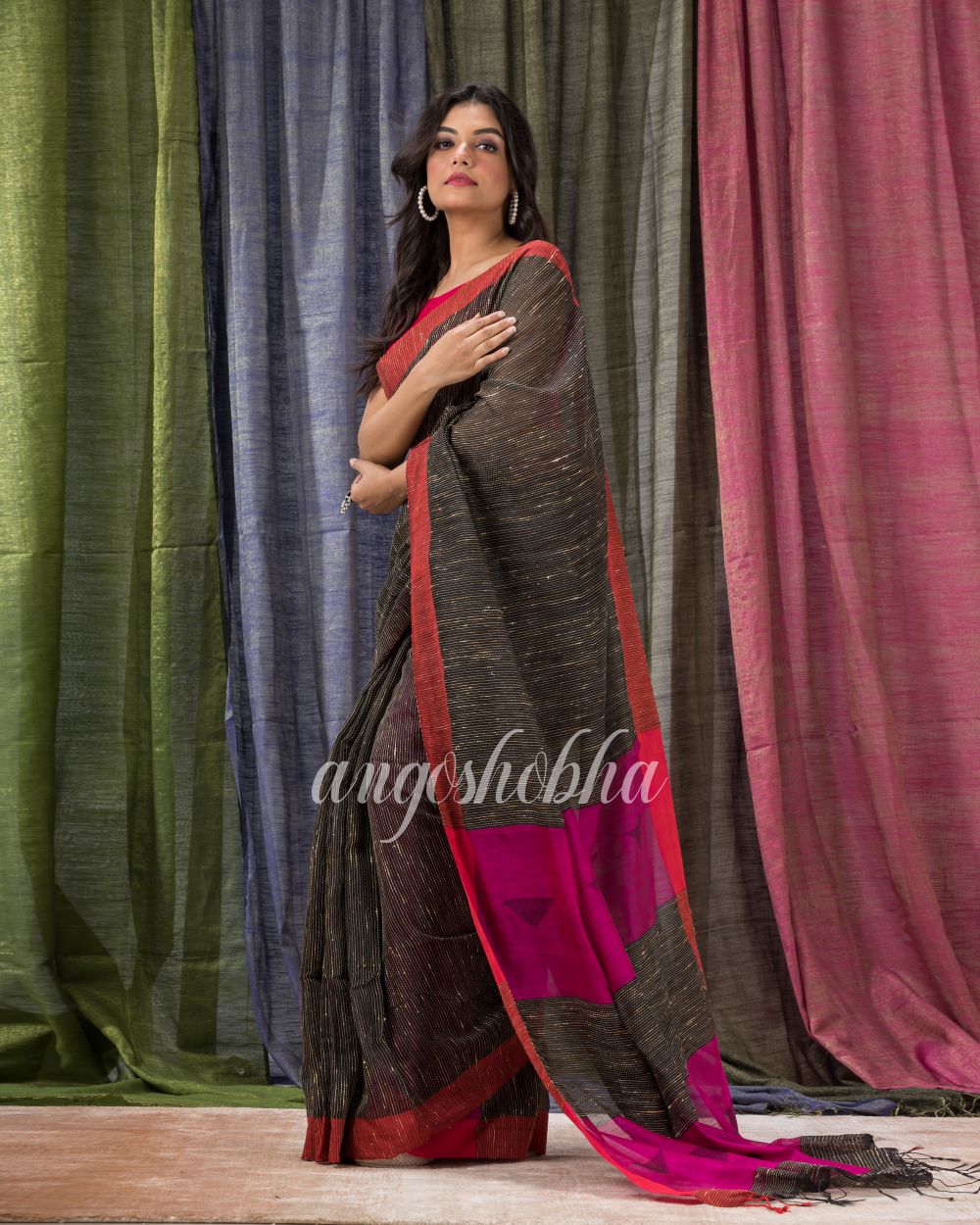 Black Cotton Blend Festive Handloom Saree angoshobha