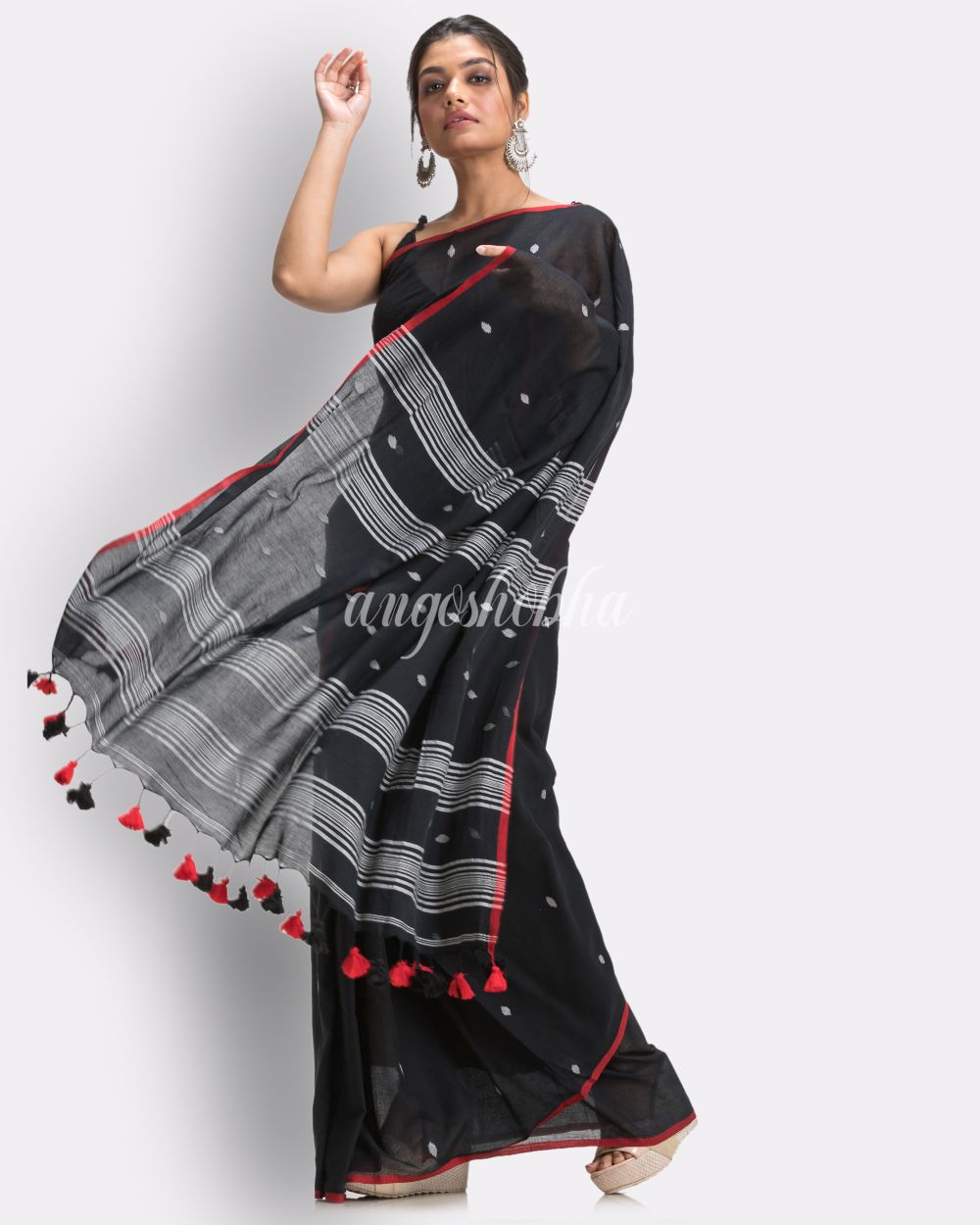 Black Handloom Cotton Molmol Jamdani saree angoshobha