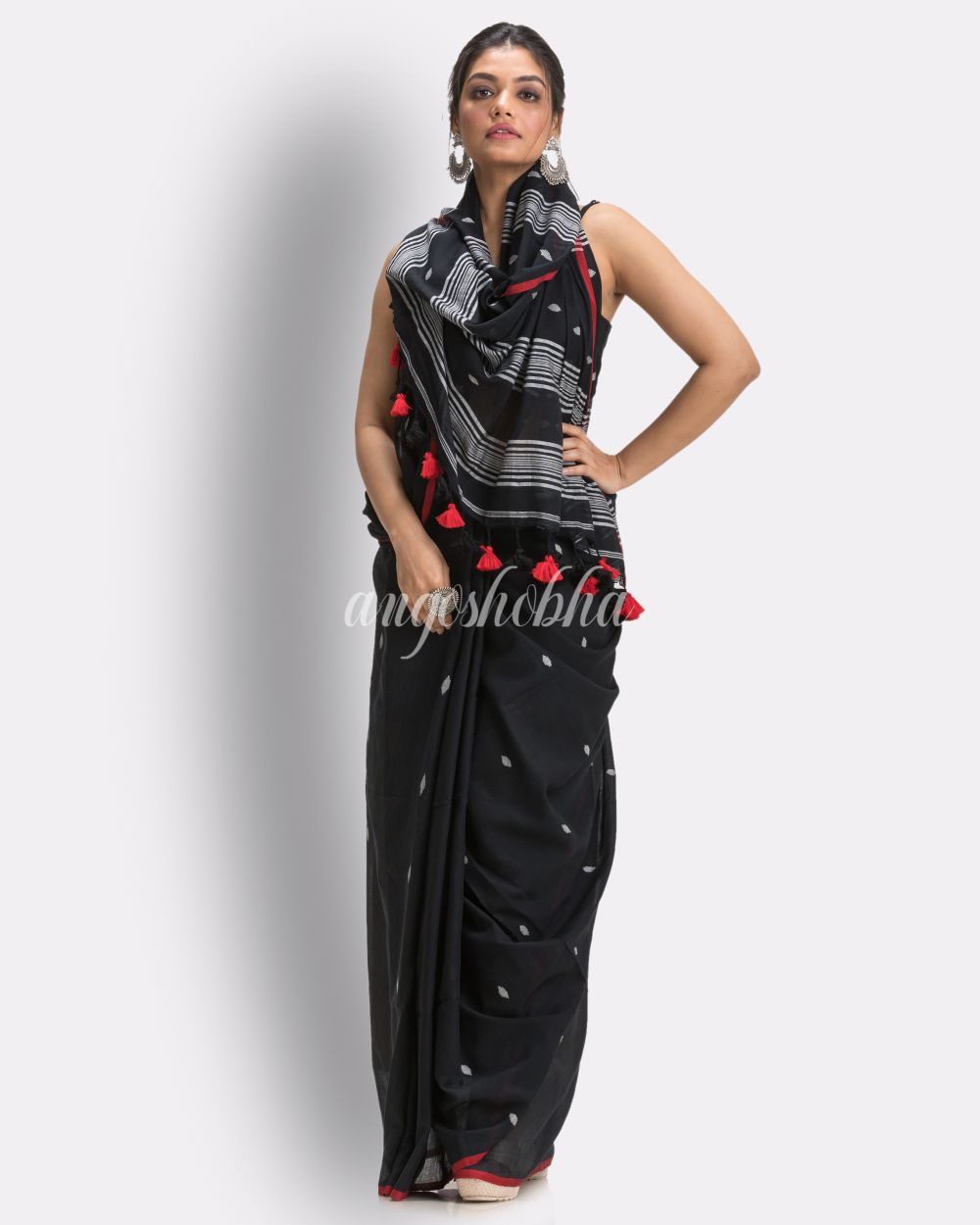 Black Handloom Cotton Molmol Jamdani saree angoshobha