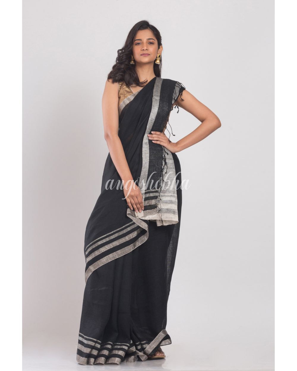 Black Handloom Linen Saree Silver Zari Border And Pallu angoshobha