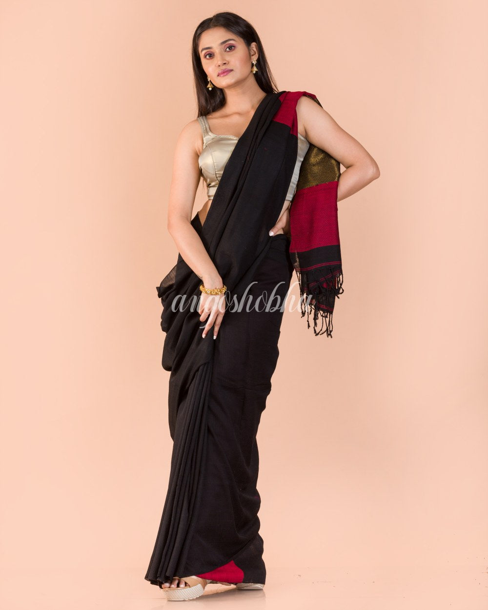 Black Handwoven Cotton Saree angoshobha