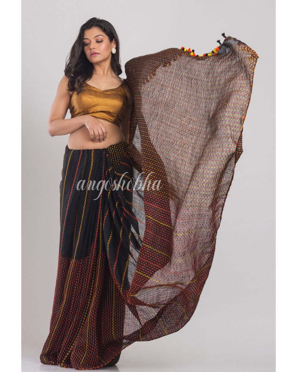 Black Handwoven Linen Saree angoshobha