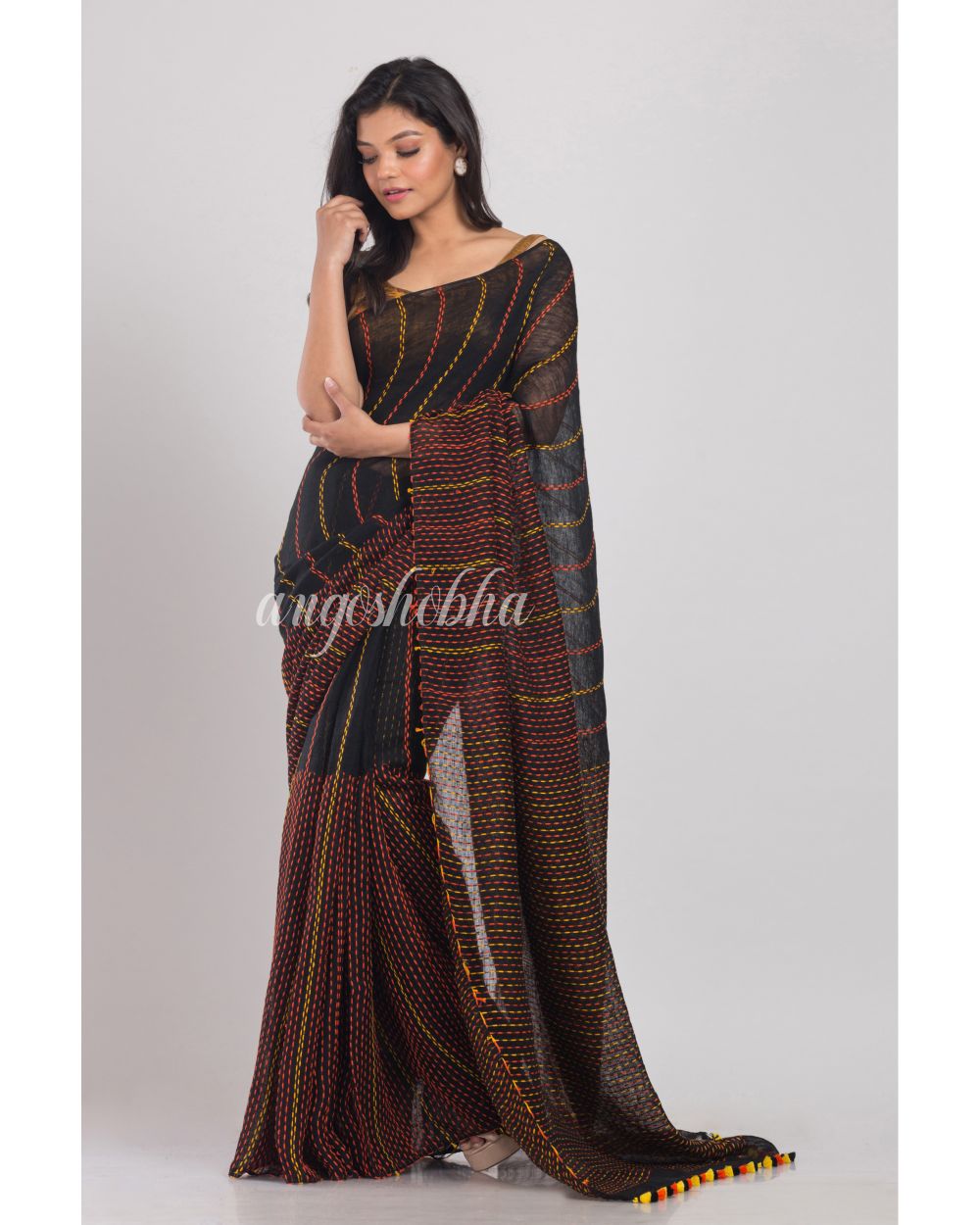 Black Handwoven Linen Saree angoshobha
