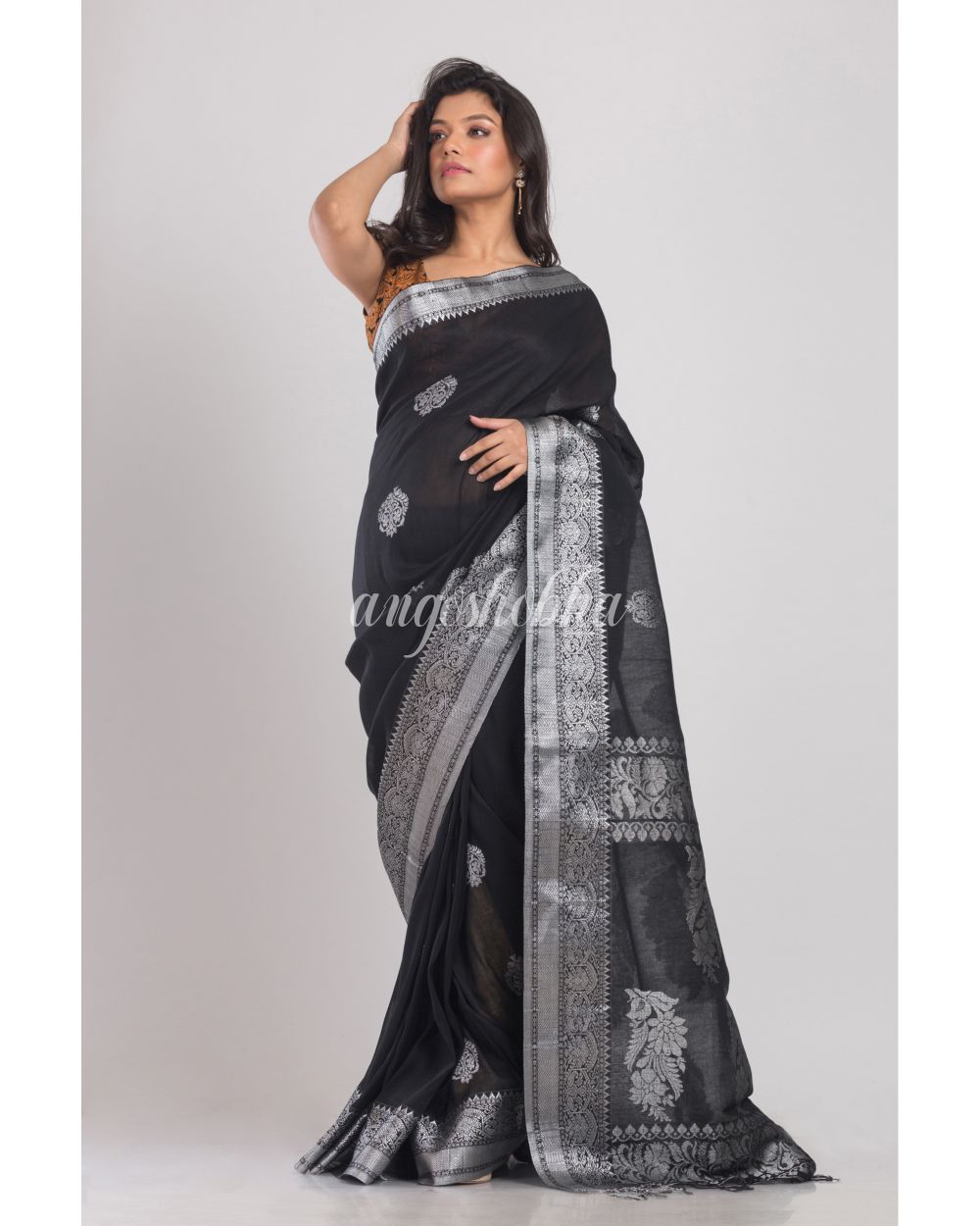 Black Handwoven Linen Saree angoshobha
