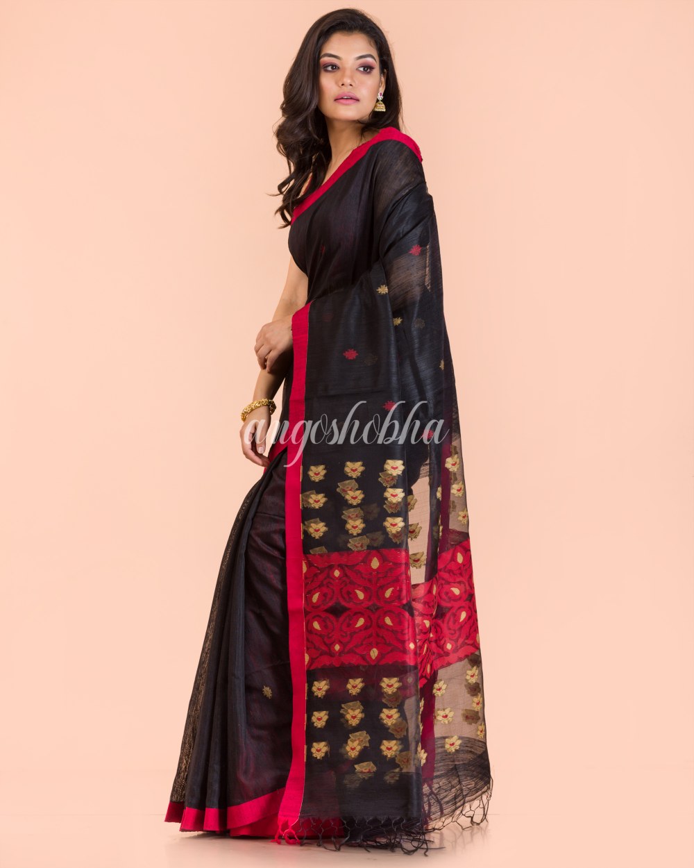 Black Handwoven Matka Silk Saree angoshobha
