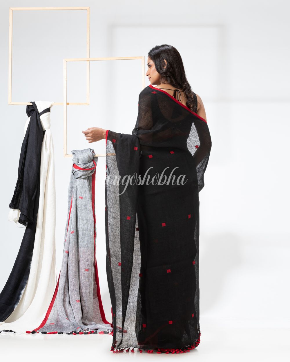 Black Traditional Handloom Linen Jamdani Saree angoshobha