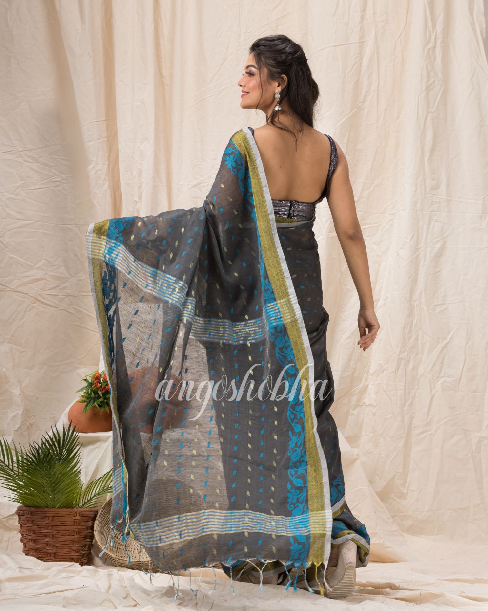 Cotton Blend Dark Ass Handloom Saree angoshobha