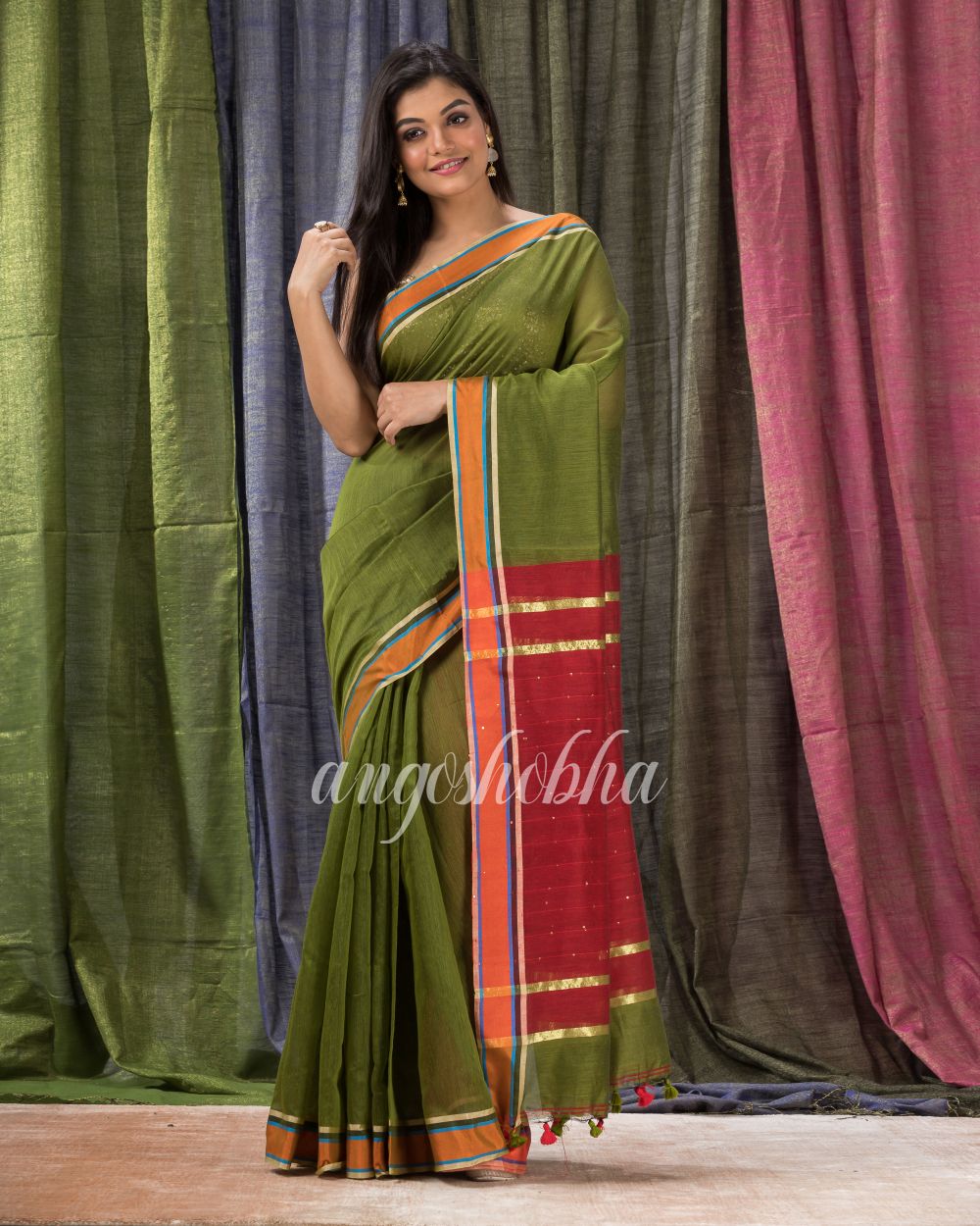 Cotton Blend Olive Green Handloom Saree angoshobha