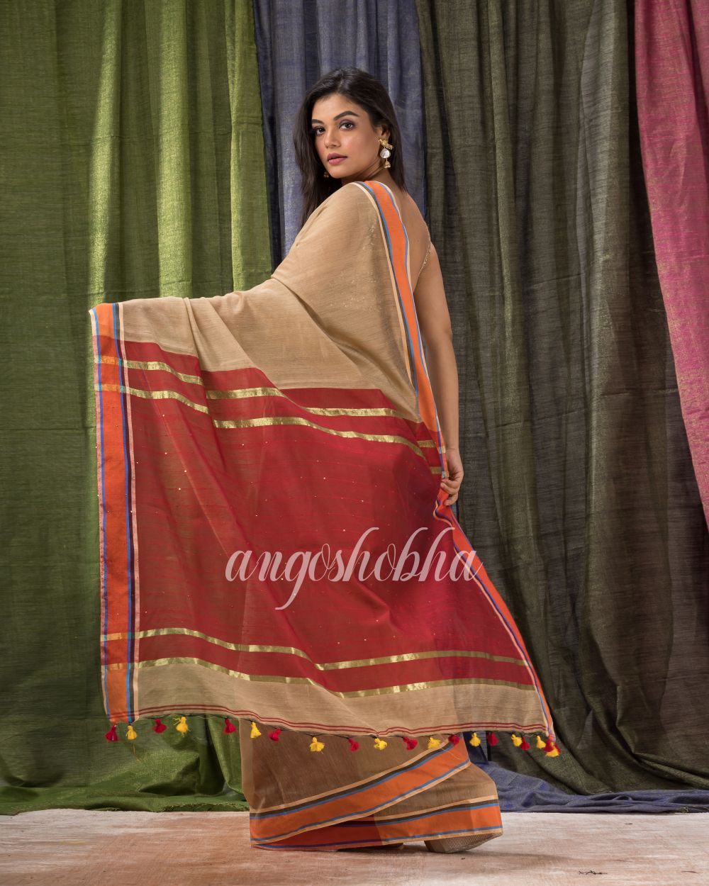 Cotton Blend Tan Handloom Saree angoshobha