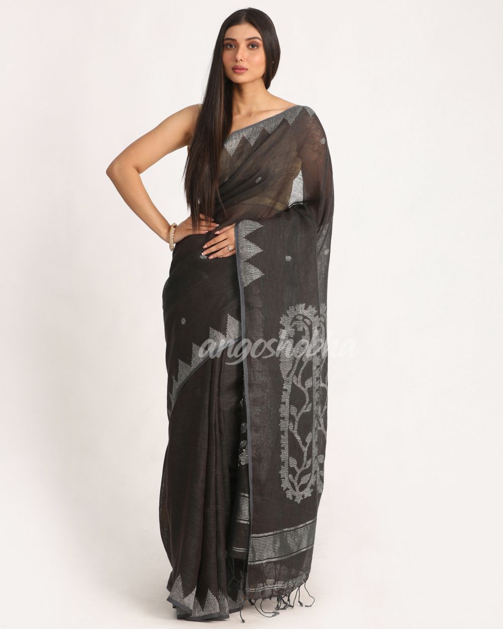 Dark Grey Brown Traditional Handloom Linen Jamdani Saree angoshobha