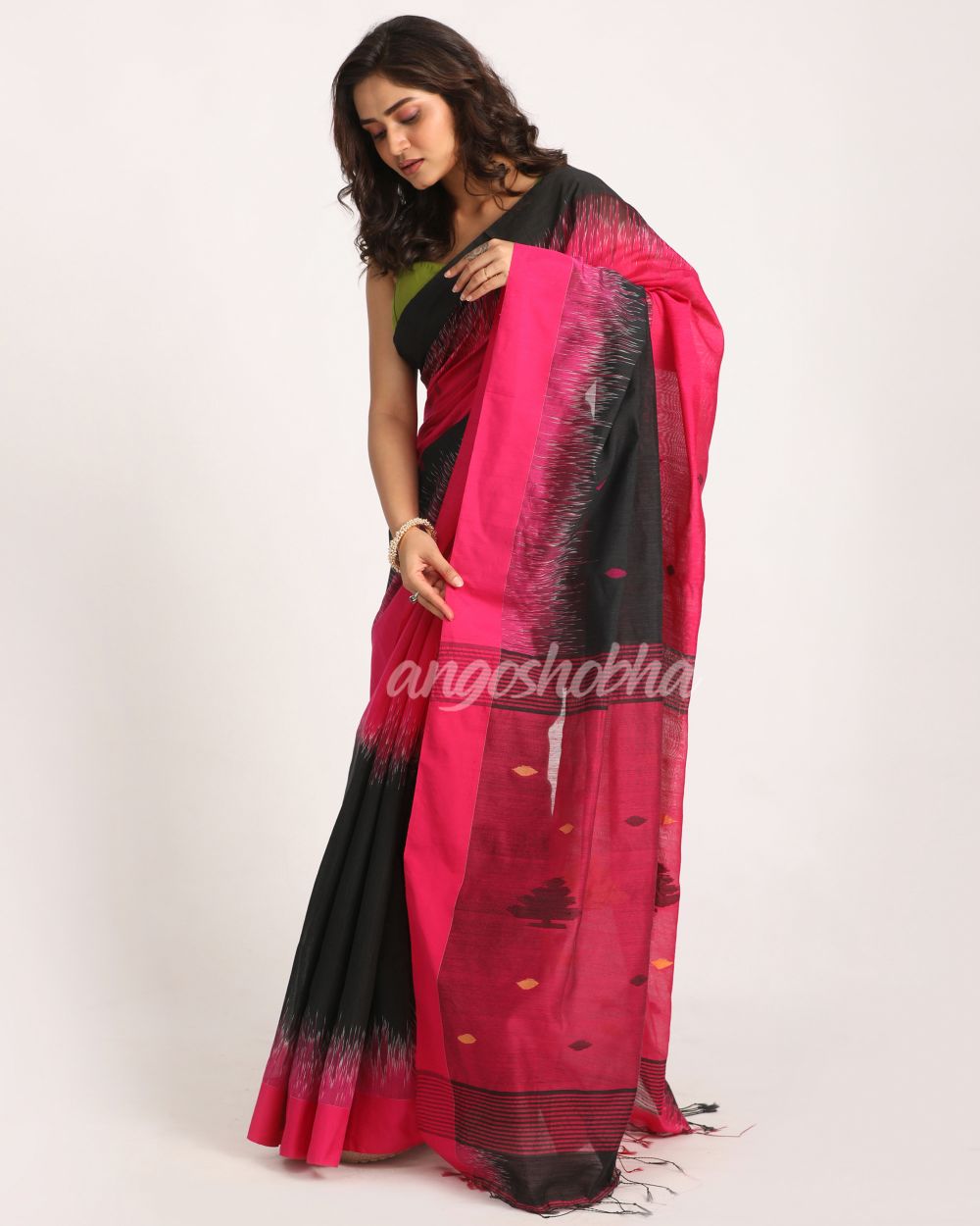 Deep Pink Cotton Blend Handloom Tie Dye Jamdani Saree angoshobha