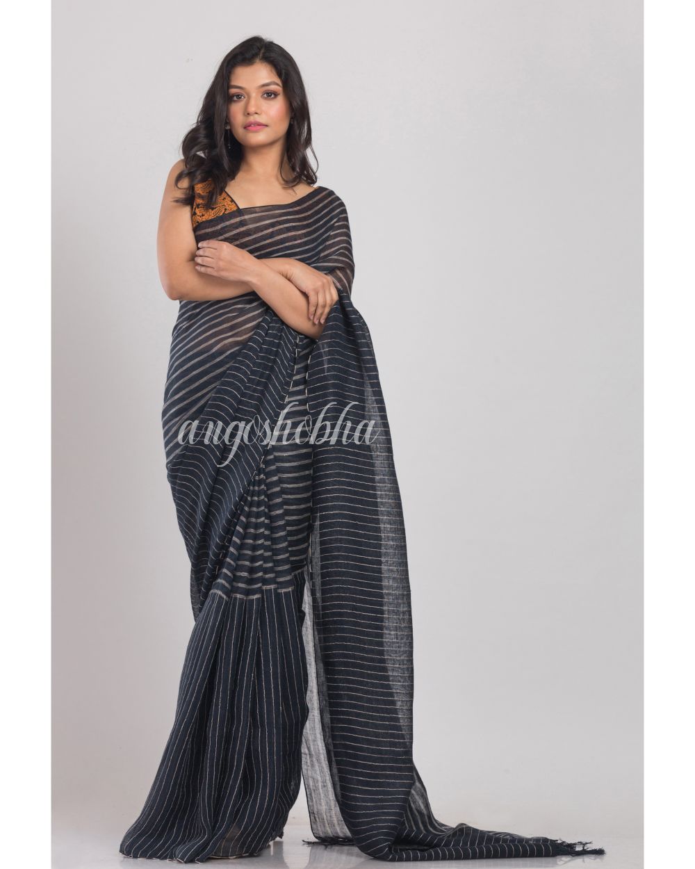 Dim Grey Handloom Linen Saree angoshobha