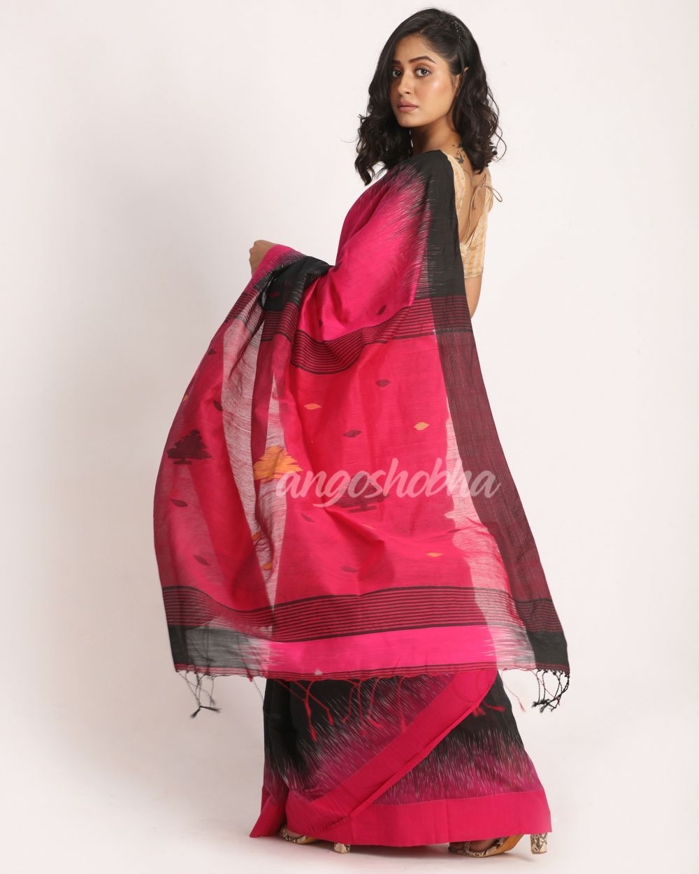 Fuchsia Black Cotton Blend Handloom Tie Dye Jamdani Saree angoshobha