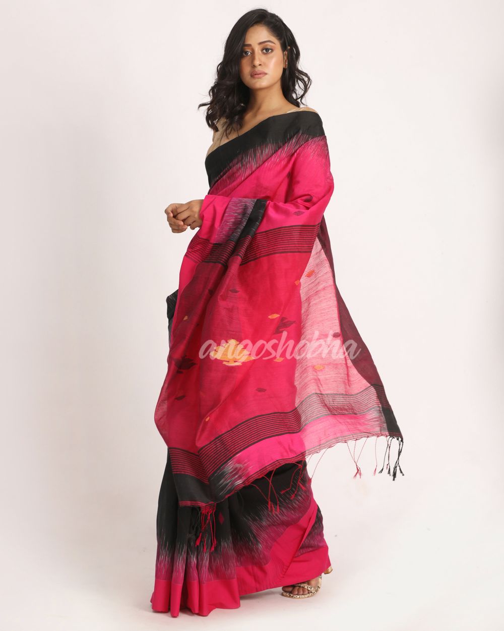 Fuchsia Black Cotton Blend Handloom Tie Dye Jamdani Saree angoshobha
