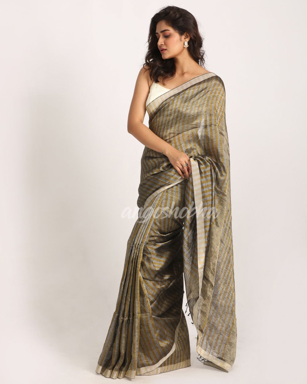 Golden Silver Check Traditional Handloom Tissue Linen Saree angoshobha