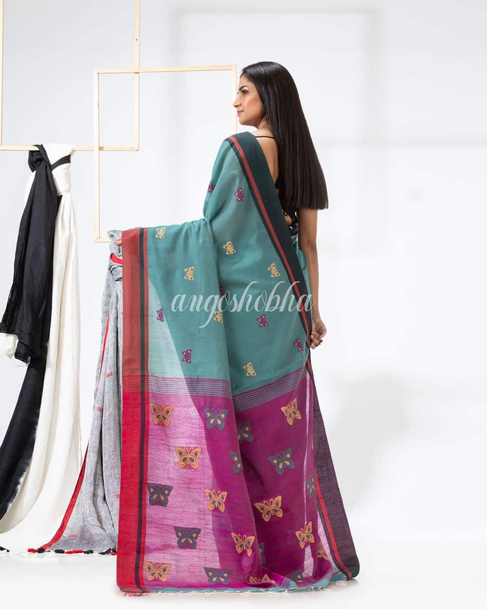 Green Sheen Cotton Blend Jamdani Saree angoshobha