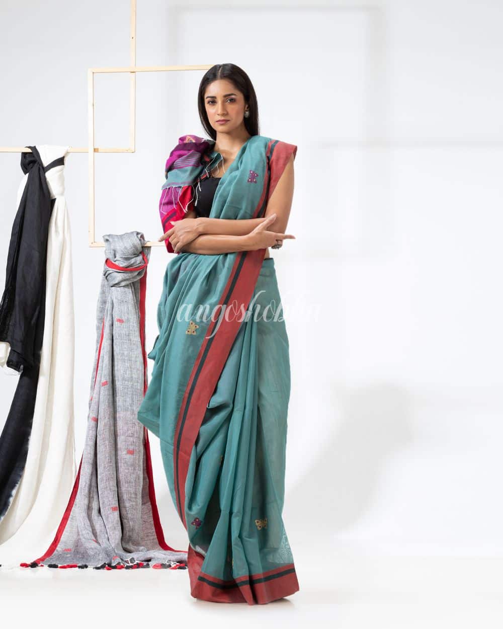 Green Sheen Cotton Blend Jamdani Saree angoshobha