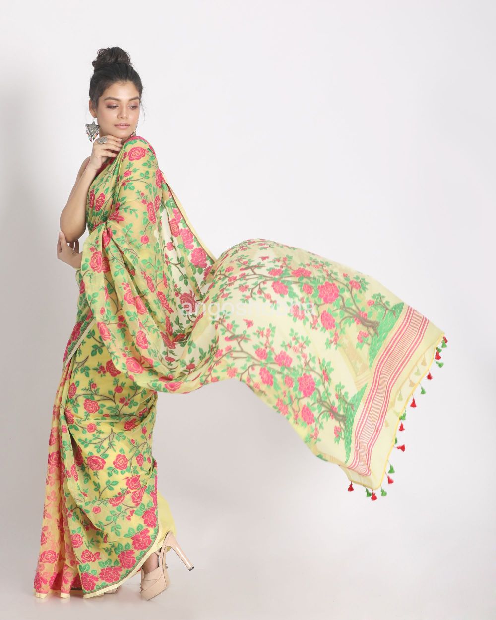 Green Yellow Cotton Silk Jamdani Saree angoshobha