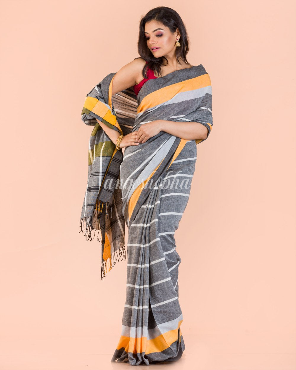 Grey Handwoven Cotton Saree angoshobha
