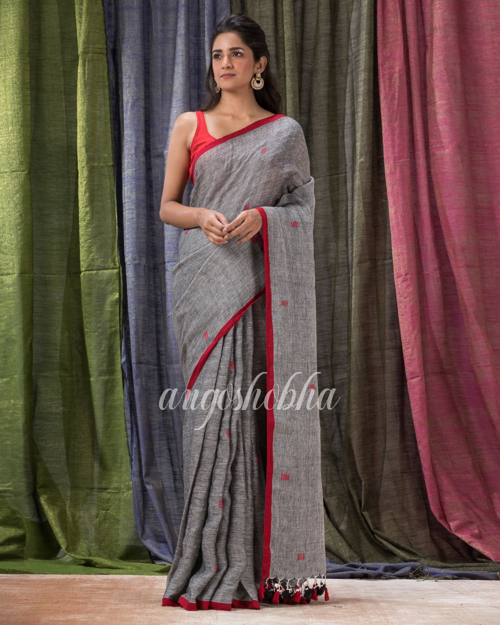Grey Traditional Handloom Linen Jamdani Saree angoshobha