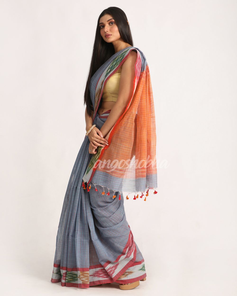 Kotki Border Deep Grey Cotton Blend Handloom Saree angoshobha