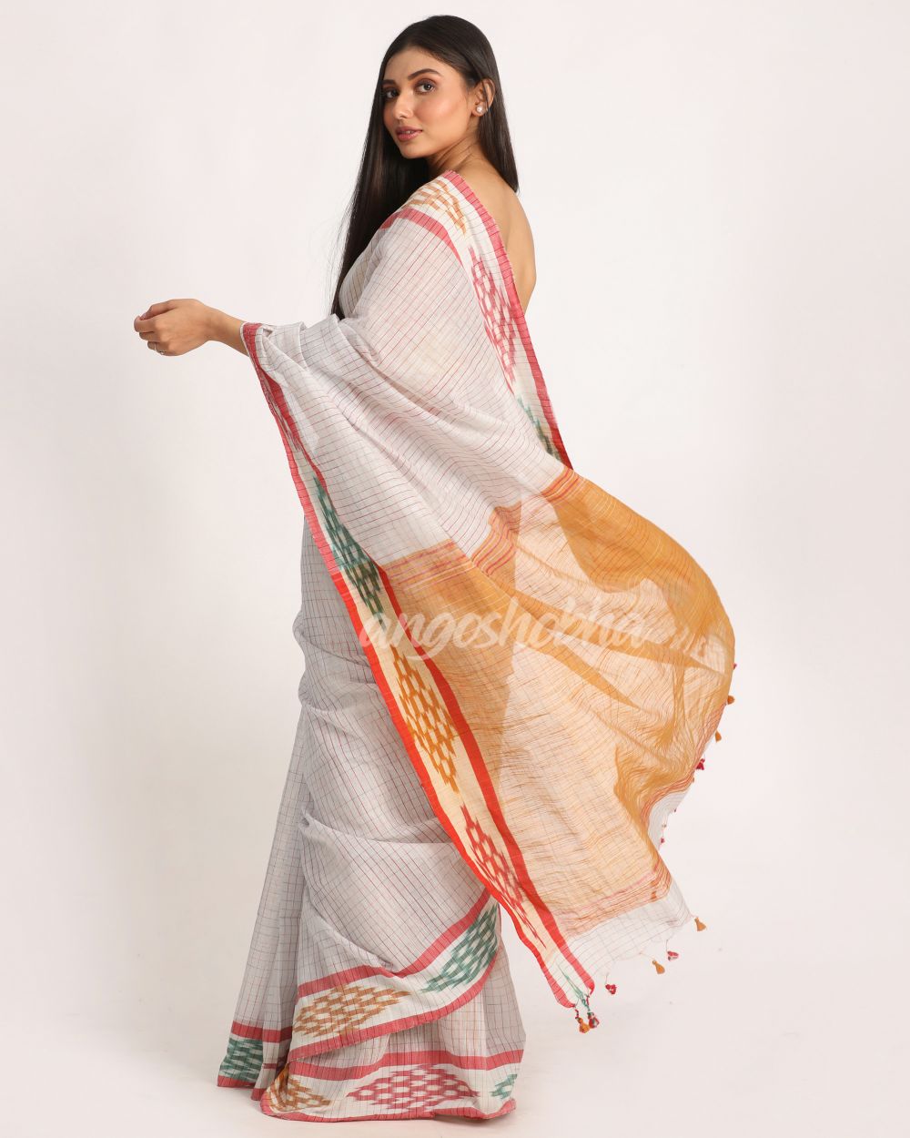 Kotki Border Ice Blue Cotton Blend Handloom Saree angoshobha